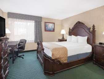 Hotel Red Roof